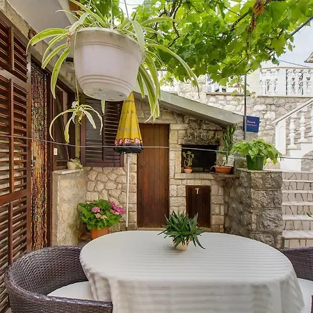Appartement With A Parking Space Mali Losinj, Losinj - 19646 Mali Lošinj